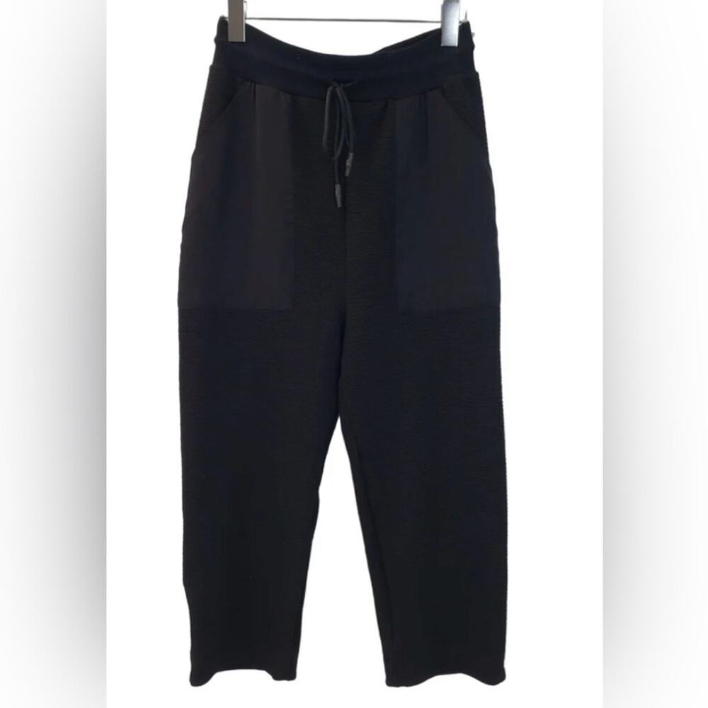Suki + Solaine Textured Casual Capri Pants Size M - Picture 1 of 8